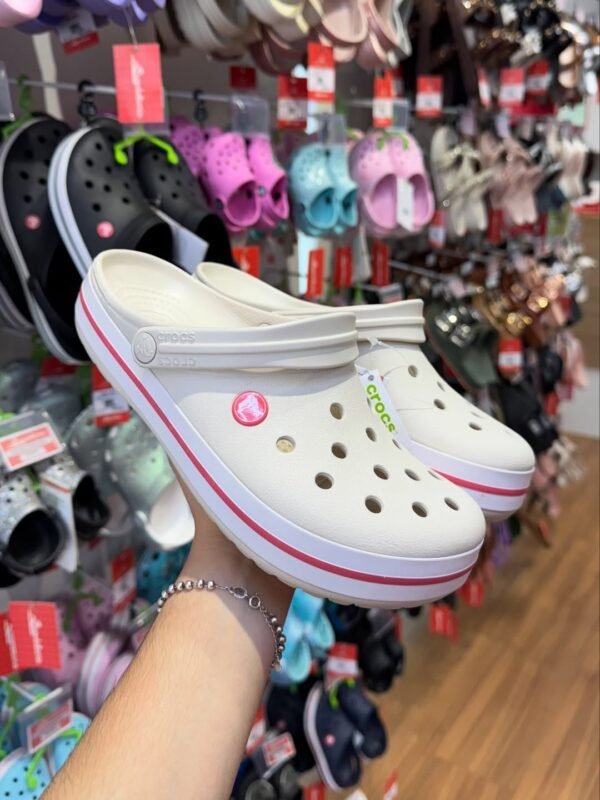 Crocs Pallets