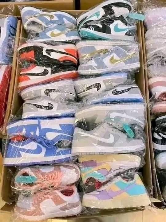 Sneakers Shoes Pallet