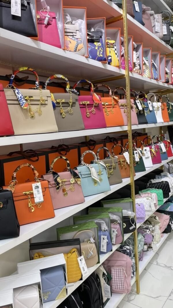Handbags Pallet